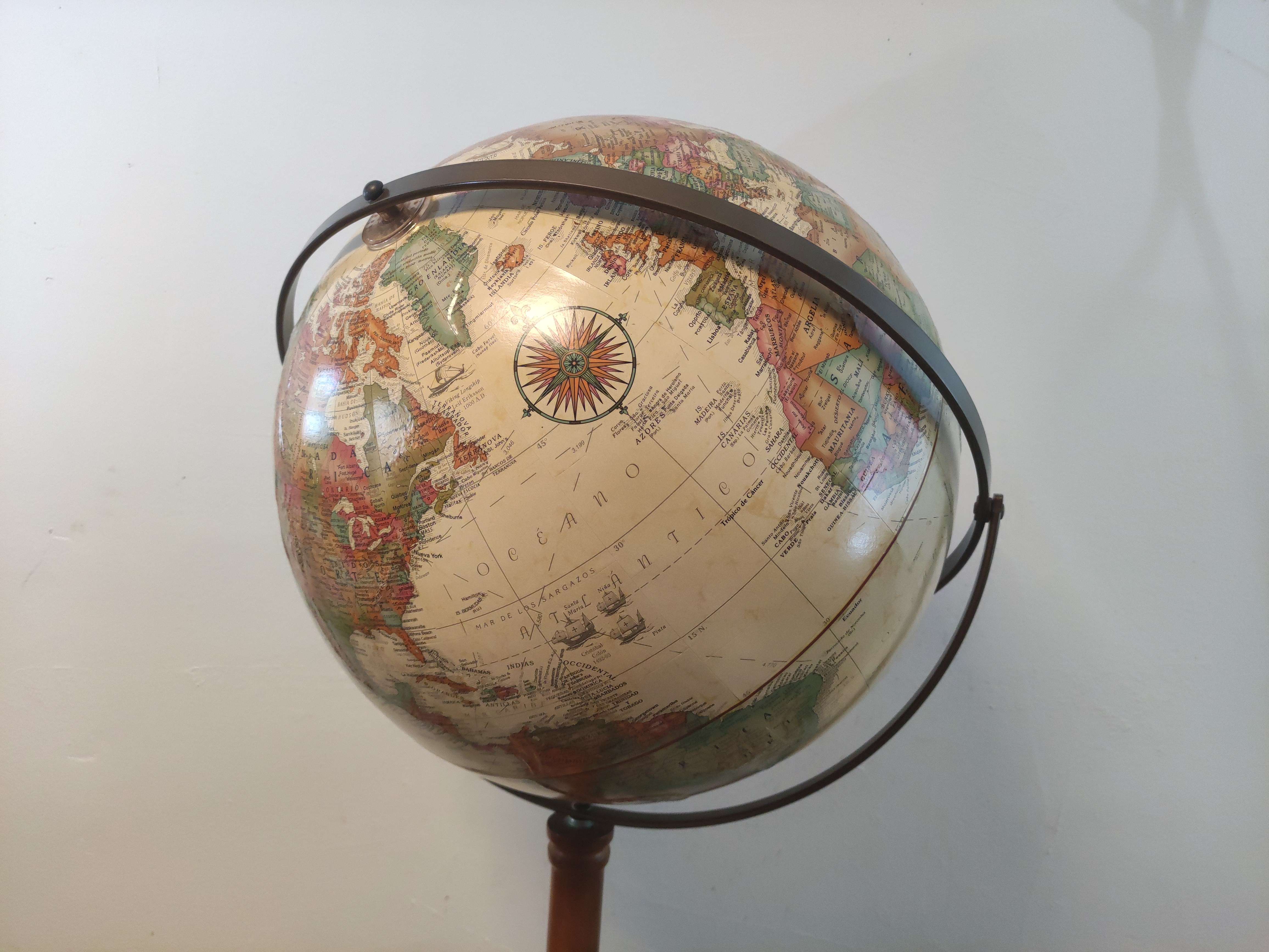 globo terraqueo deco mad met plast luz alt 94 o46 1u